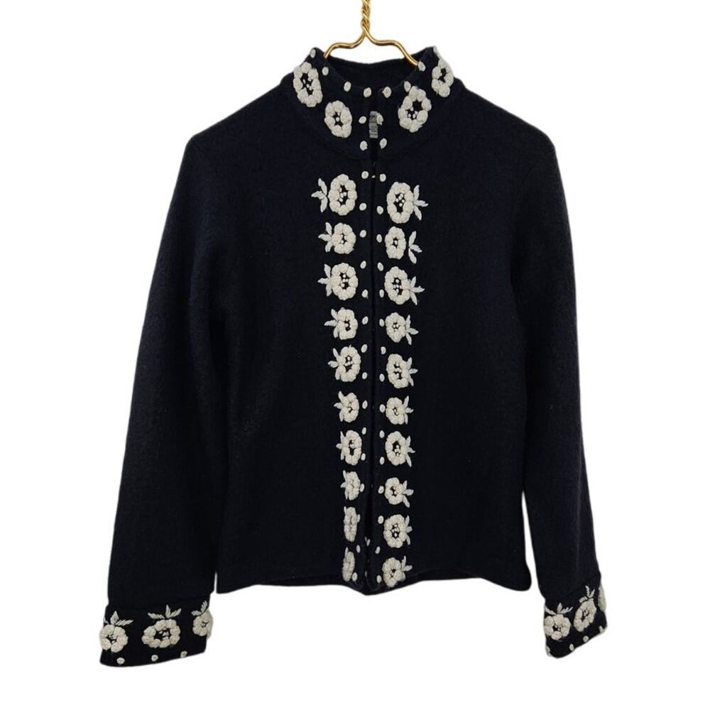 Cambridge Dry Goods Black 100% Wool Floral Embroidered Sweater‎ Size Small